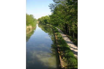 Le canal et la Vélo Voie Verte Mairie de St Nicolas de la Grave